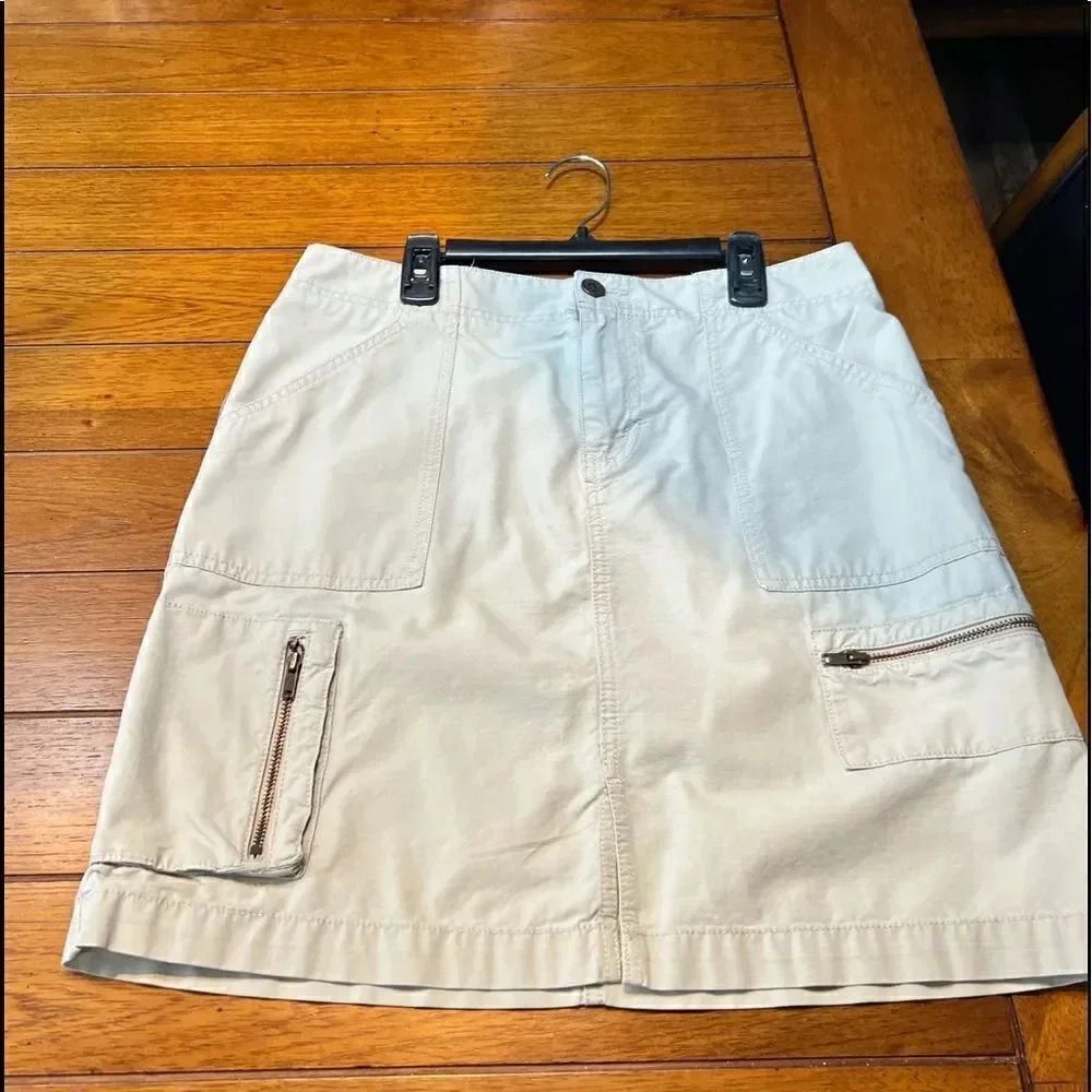 EUC Eddie Bauer Tan Bimini Skirt With Zippers, Size 8 #SK3